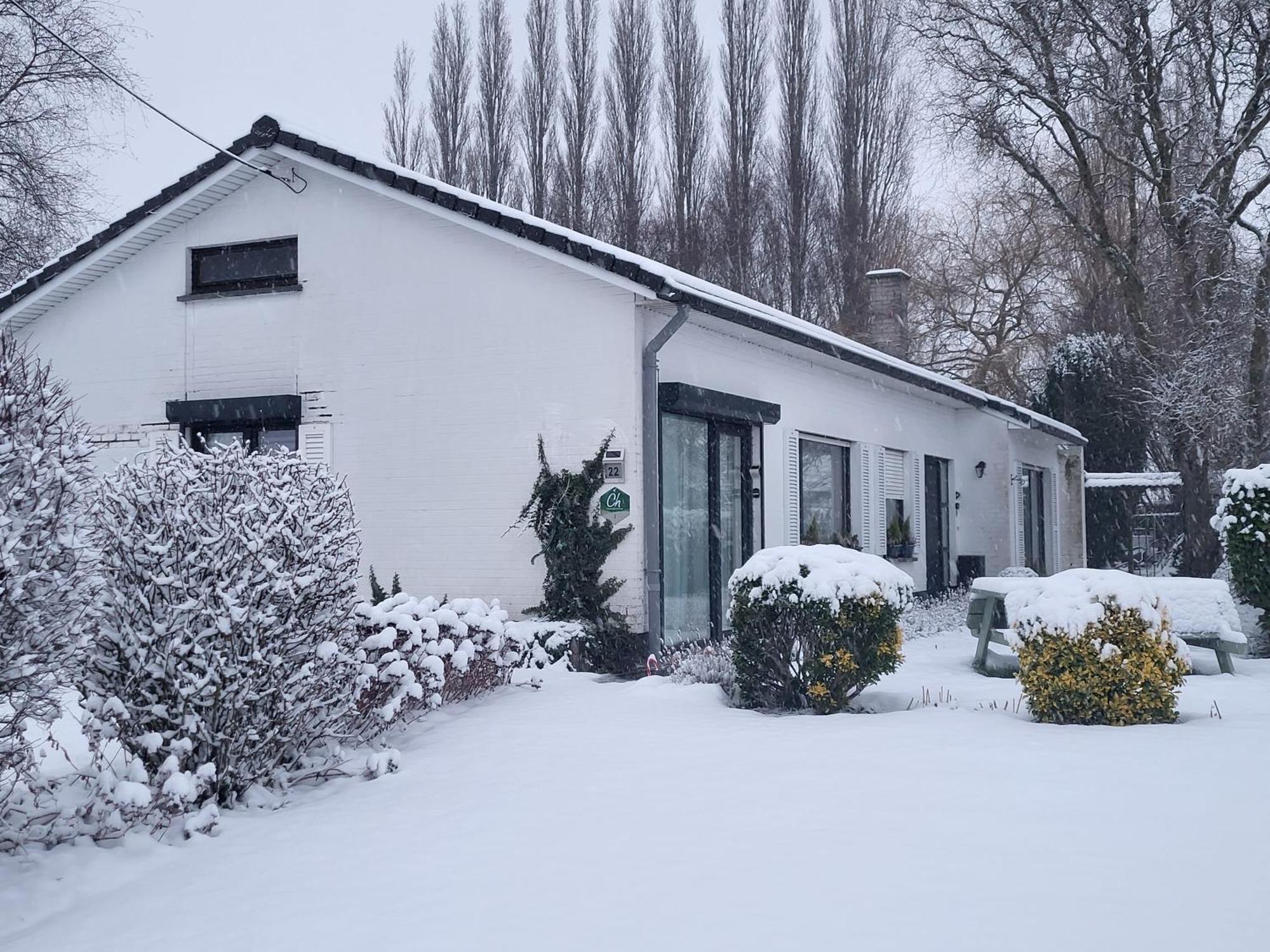 Mary'S Poppies - Bed & Breakfast Blandain Exterior photo